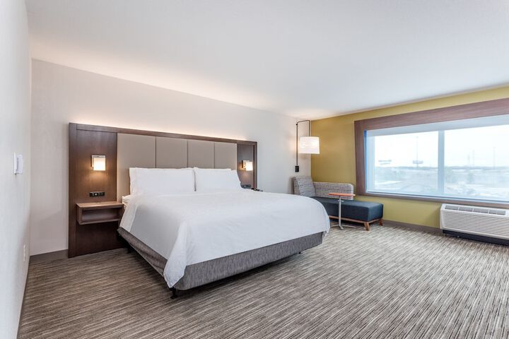 Room 17 of 49