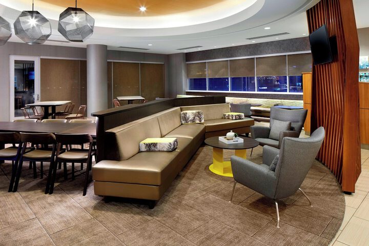 Hotel Interior 6 of 22