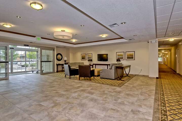 Candlewood Suites Burlington South by IHG