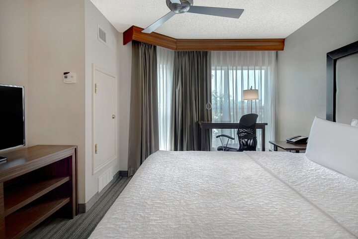 Room 43 of 71