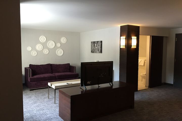 Room 26 of 32