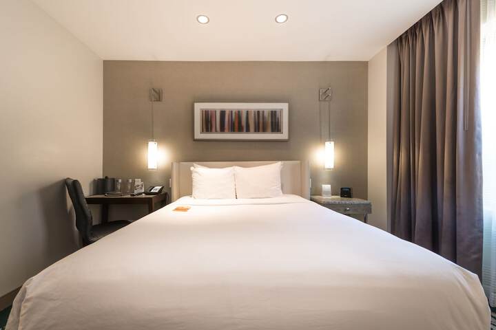 Room 114 of 147