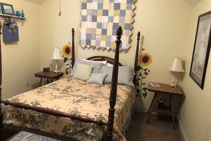 Room 17 of 32