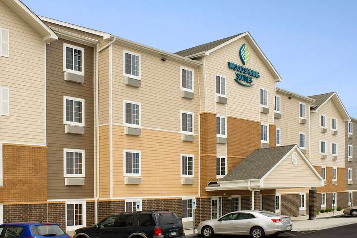 Hotel 6 of 24