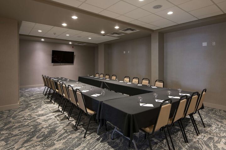 Doubletree by Hilton Hotel Kamloops