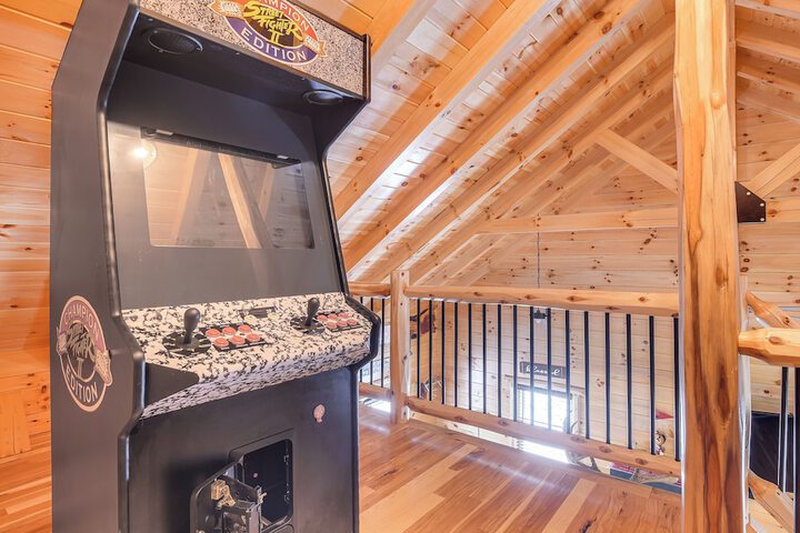 Hike & Fish! Cabin Near Hocking Hills State Park