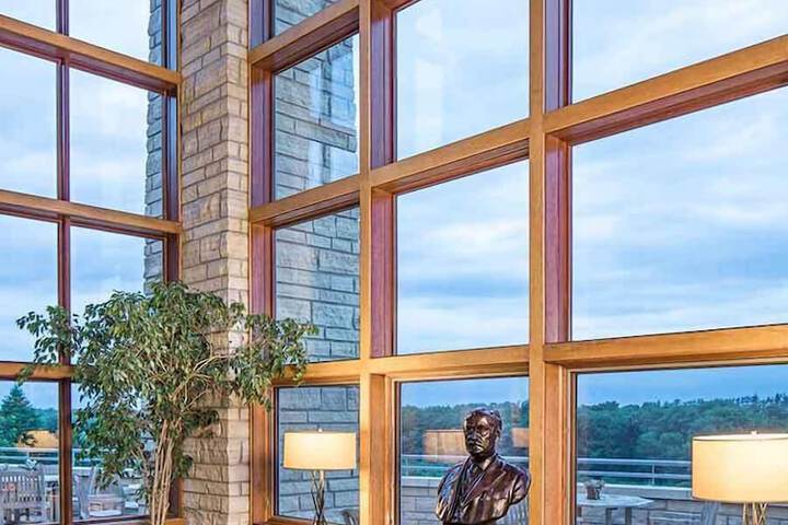 Lied Lodge & Conference Center