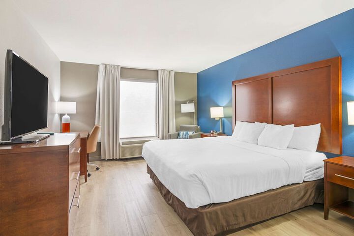 Comfort Inn Near Six Flags St. Louis