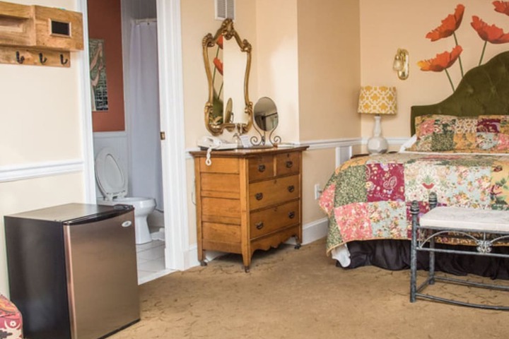 Vandiver Inn