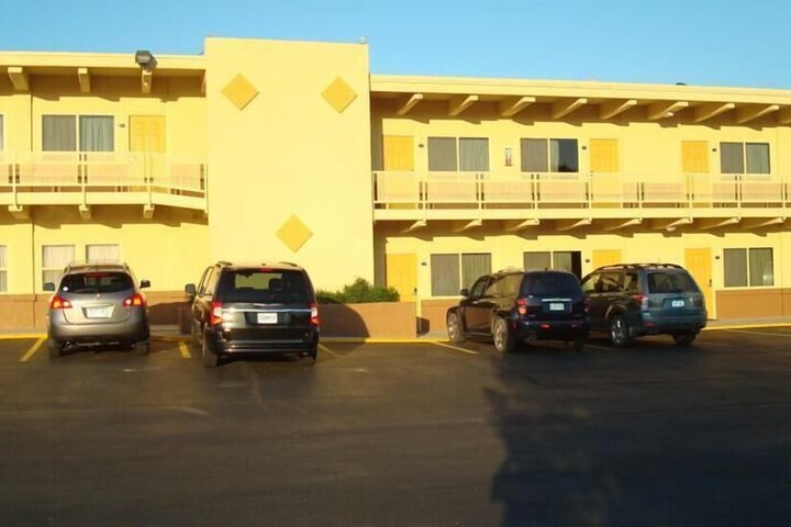 Hotel 5 of 21