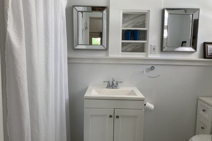 Hilo Bay Oceanfront B & B