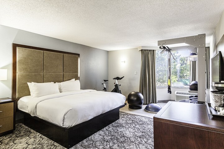 Room 35 of 67