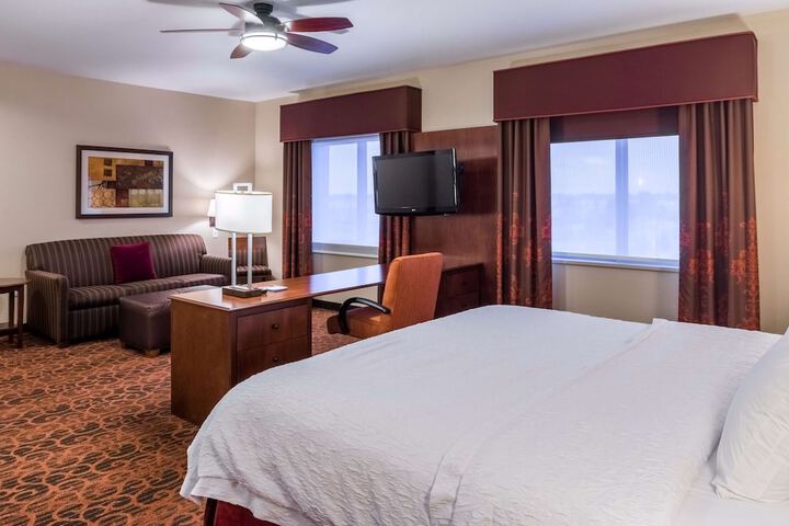 Room 21 of 53