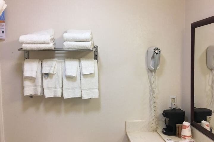Room 25 of 62