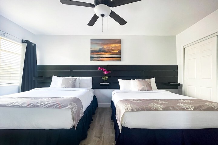 Room 11 of 29