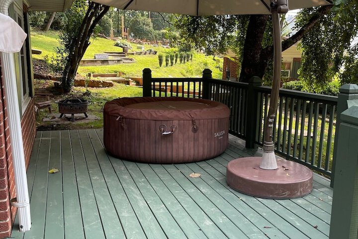 Mountain Aire Cottages Inn & Glamping