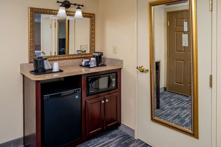 Room 38 of 54