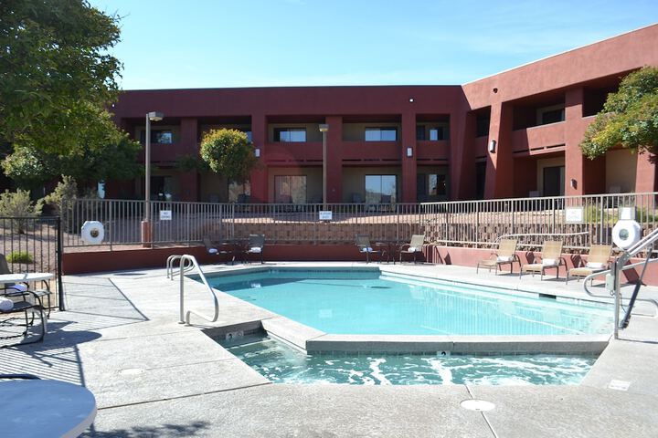 Pool 6 of 36