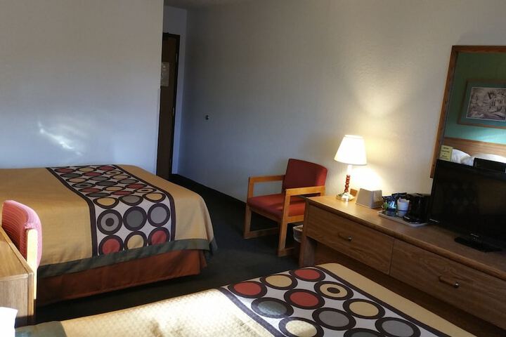 Room 38 of 42