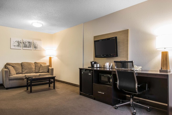 Room 13 of 29