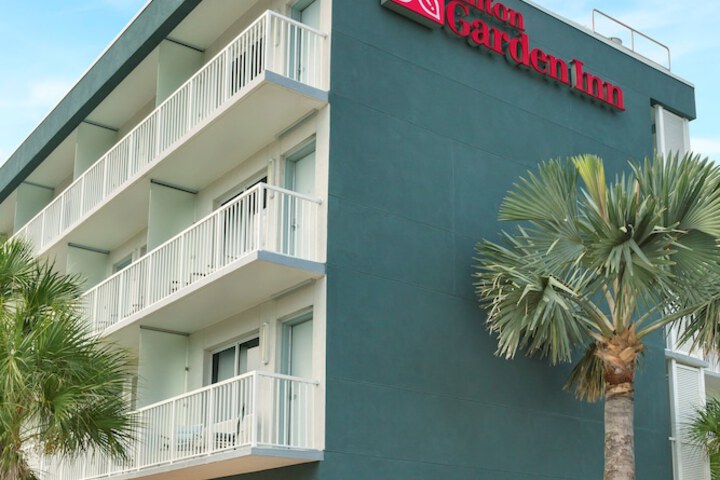 Hotel 11 of 117