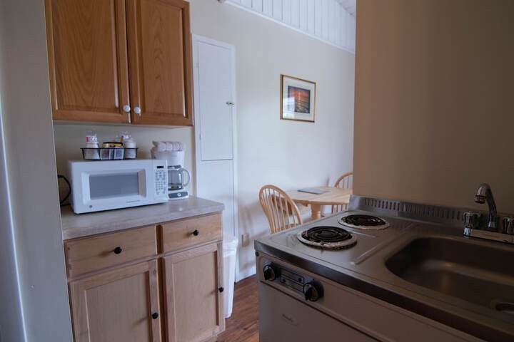 Ocean House Hotel & Motel