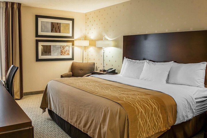 Room 21 of 32