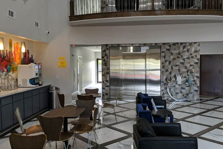 Hotel 4 of 38