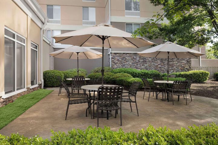 Terrace/Patio 43 of 44