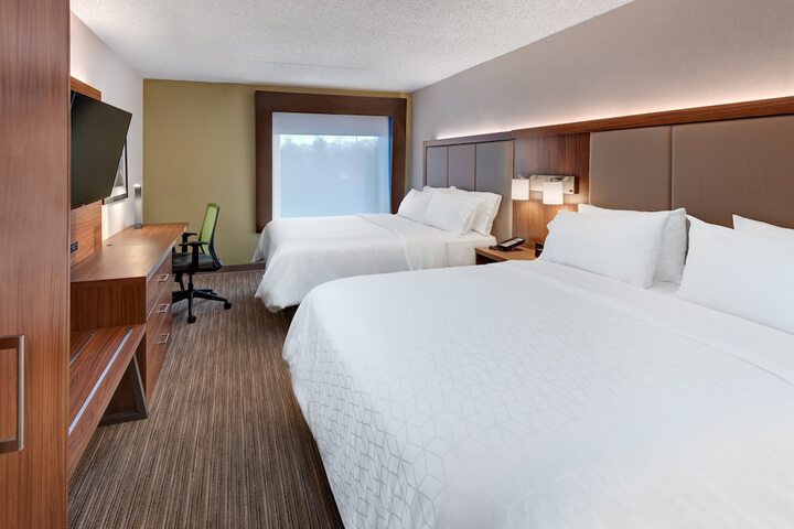 Holiday Inn Express Hotel & Suites West Long Branch by IHG