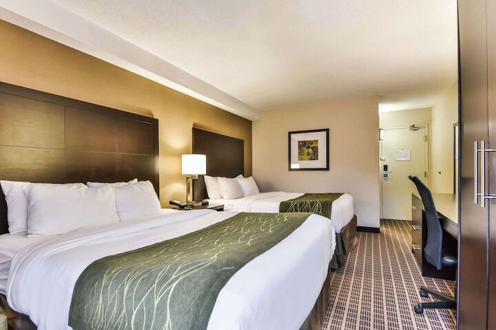 Room 9 of 29