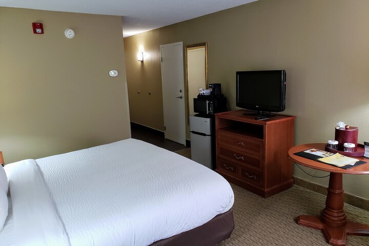 Room 80 of 131