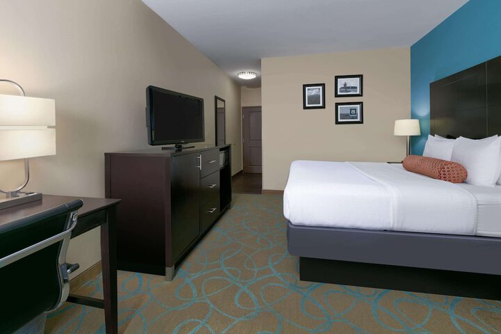 Room 44 of 61