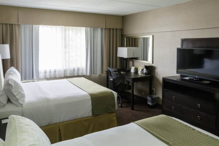 Room 19 of 34