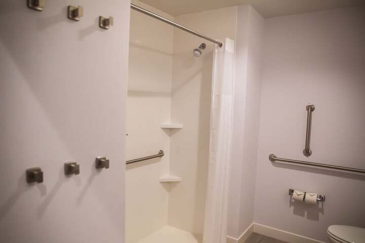 Room 20 of 37