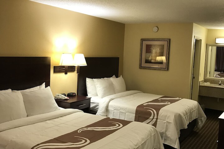 Room 12 of 20