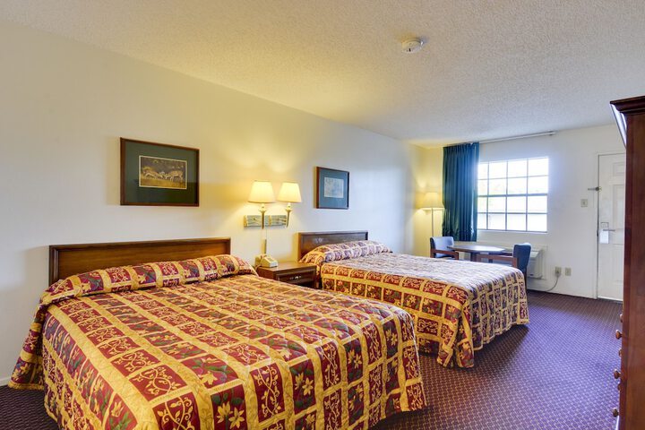 Windcrest Inn and Suites