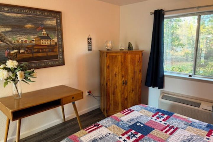 Room 122 of 158