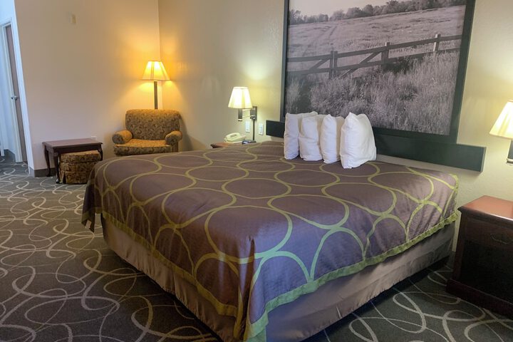 Super 8 by Wyndham Hillsboro TX