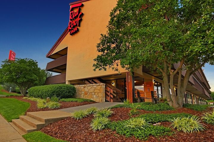 Red Roof Inn Johnson City