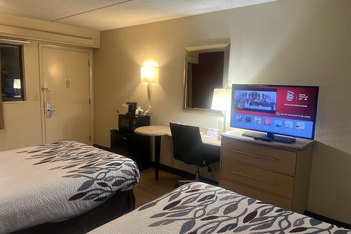 Room 25 of 27