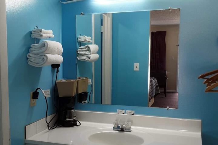 Ponce De Leon Motel