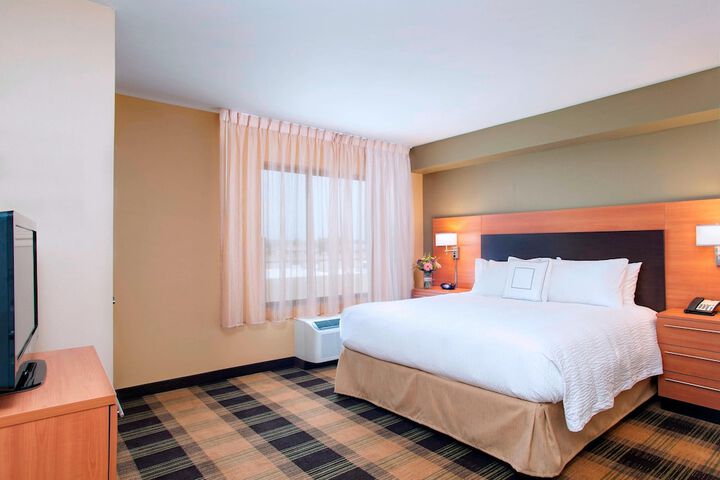 Room 9 of 22