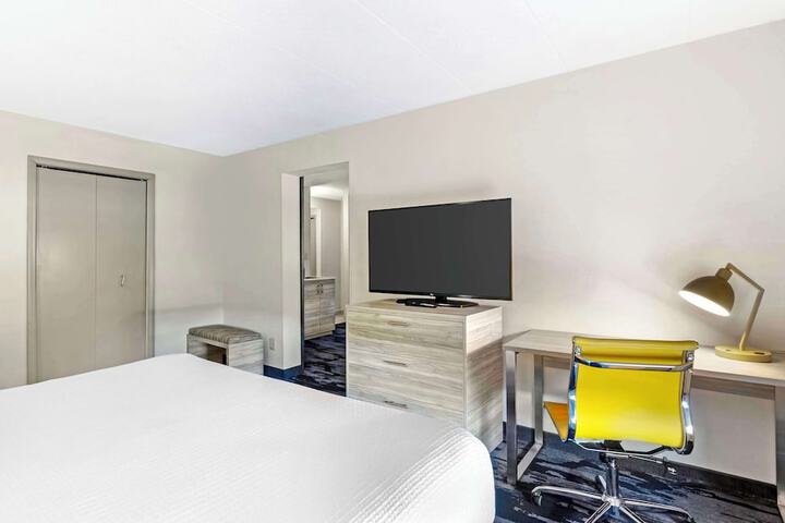 Best Western Plus Beckley Inn