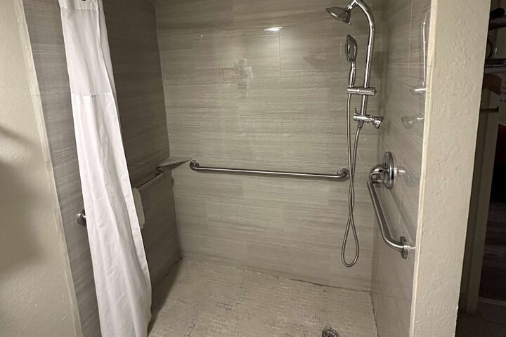 Super 8 by Wyndham Athens TX