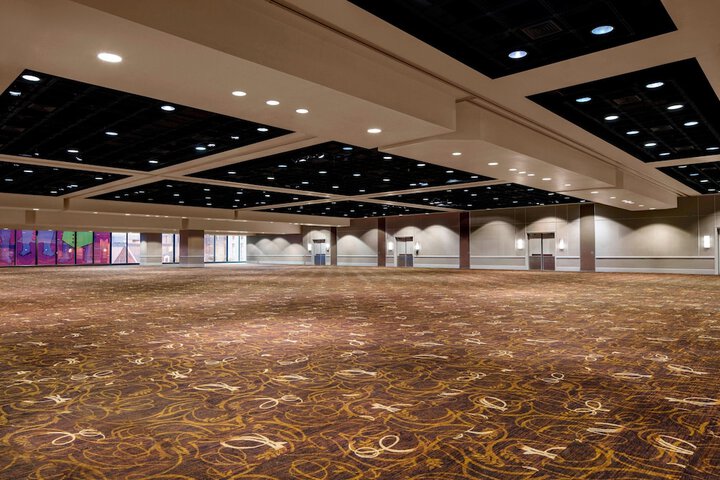 Sheraton New Orleans Hotel
