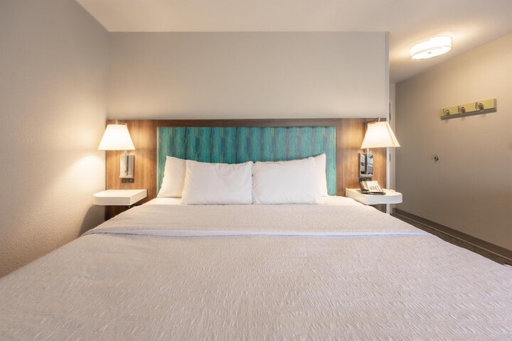 Hampton Inn Elkhorn Lake Geneva Area