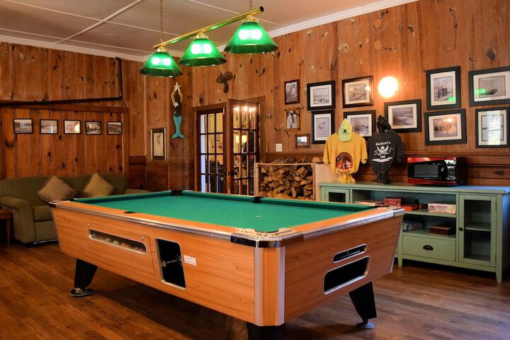 Blackbeards Lodge