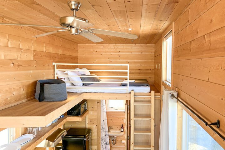BV Overlook Camp & Lodging