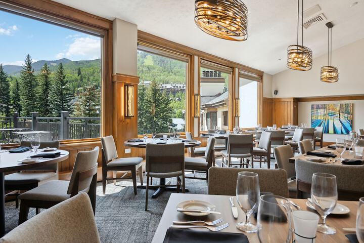 Dining 189 of 222
